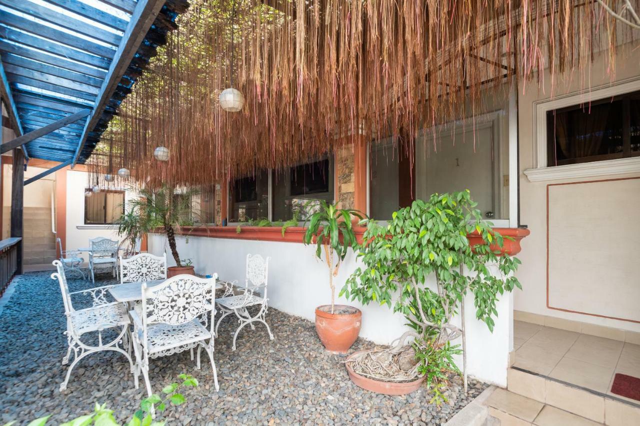 Oyo 223 Marquis Hotel And Restaurant Angeles Esterno foto